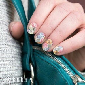 JAMBERRY Memory Lane Nail Wraps
